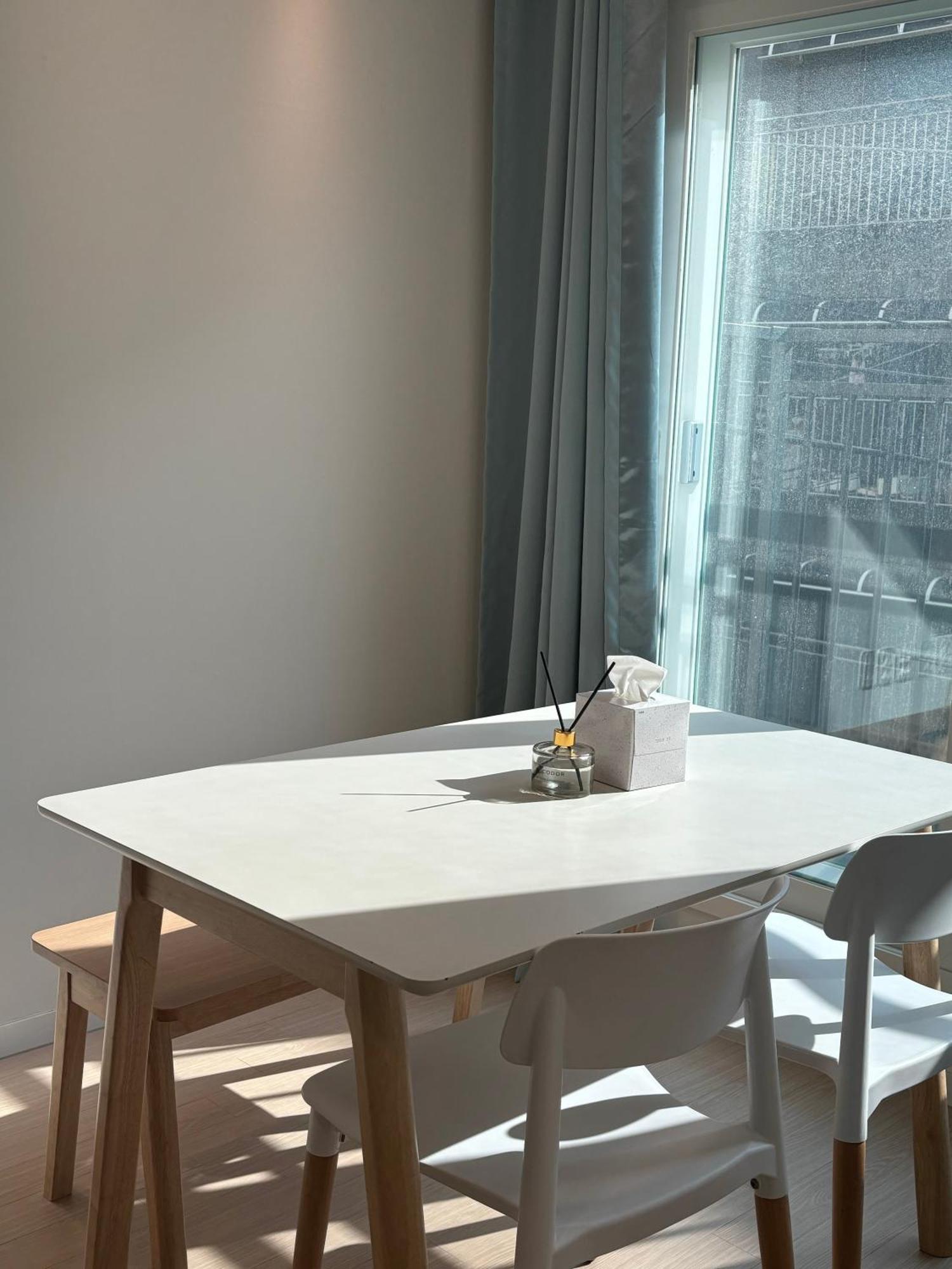 Clean 2 Supersingle Beds House Apartment *